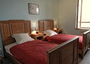 3 bedrooms