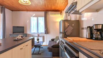 Réfrigérateur, micro-ondes, lave-vaisselle