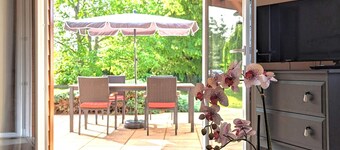 Cozy chalet in Pesmes with private terrace