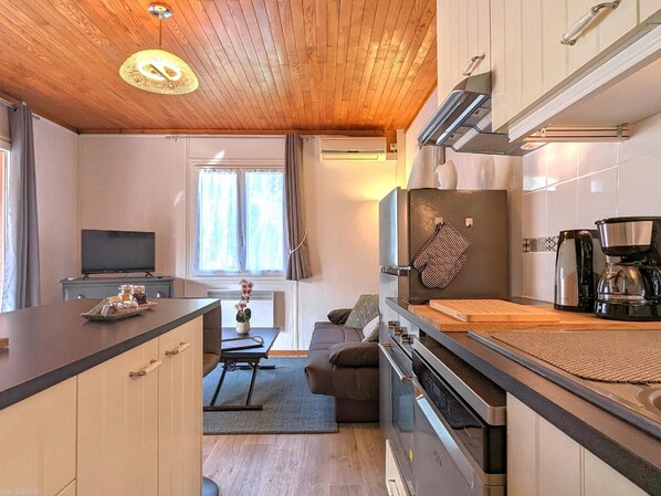 Fridge, microwave, dishwasher