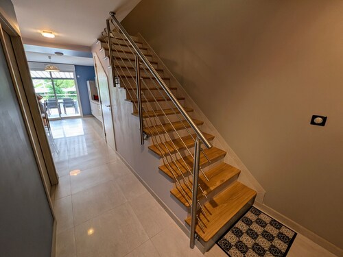 Renovated house by the Saône with terrace and garden