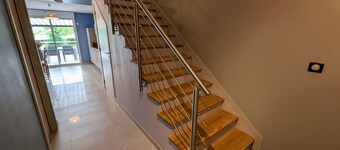 Renovated house by the Saône with terrace and garden