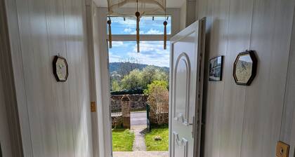 Gîte familial 6 pers avec billard et salle de jeux