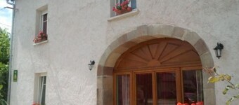 Family-friendly lodging near Luxeuil-Les-Bains