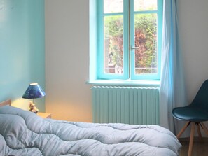 3 bedrooms, free WiFi, bed sheets