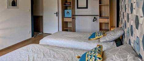 2 bedrooms, free WiFi