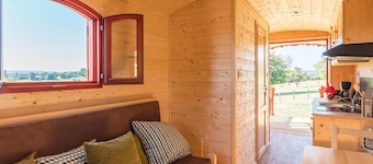 Charming Caravan with Views of the Saône Valley
