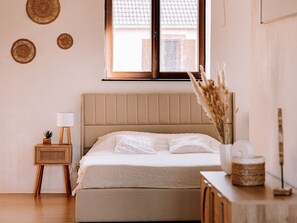 2 bedrooms, free WiFi, bed sheets