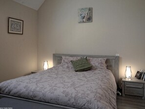 2 chambres, Wi-Fi gratuit, draps fournis