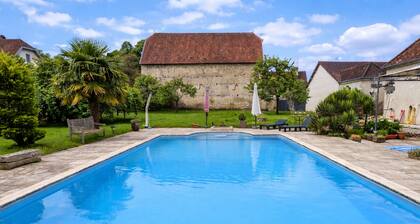 Cozy Cottage by the Saône