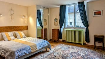 3 chambres, Wi-Fi gratuit, draps fournis