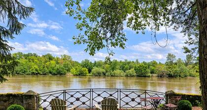 Cozy Cottage by the Saône