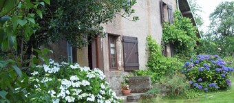 Spacious renovated house with WIFI, perfect for families