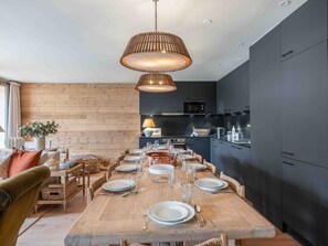 Dining - Spacious apartment near slopes with parking (Méribel)