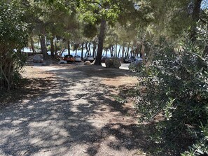 Property grounds - Studio rental, steps from the beach with parking - La Londe-les-Maures (La Londe-les-Maures)