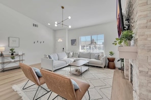 Smart TV, fireplace, offices