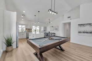 غرفة الألعاب