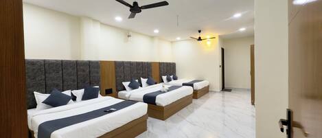 Family Room | Free WiFi