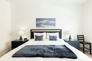 2 slaapkamers, een strijkplank/strijkijzer, gratis wifi, beddengoed