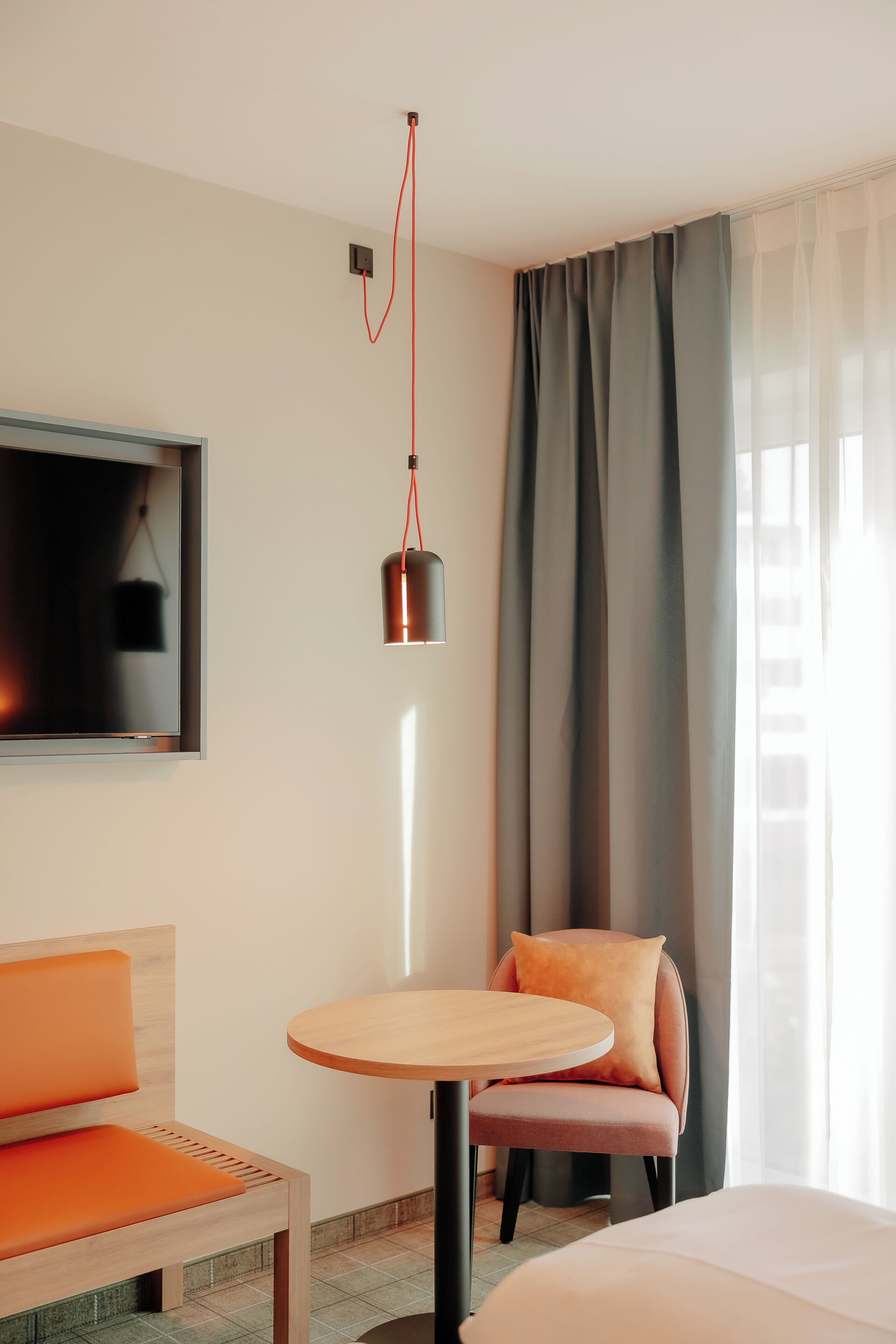 Bügeleisen/Bügelbrett, kostenloses WLAN