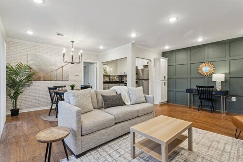 This apartment is a 1 bedroom(s), 1 bathrooms, located in Hampton, VA.