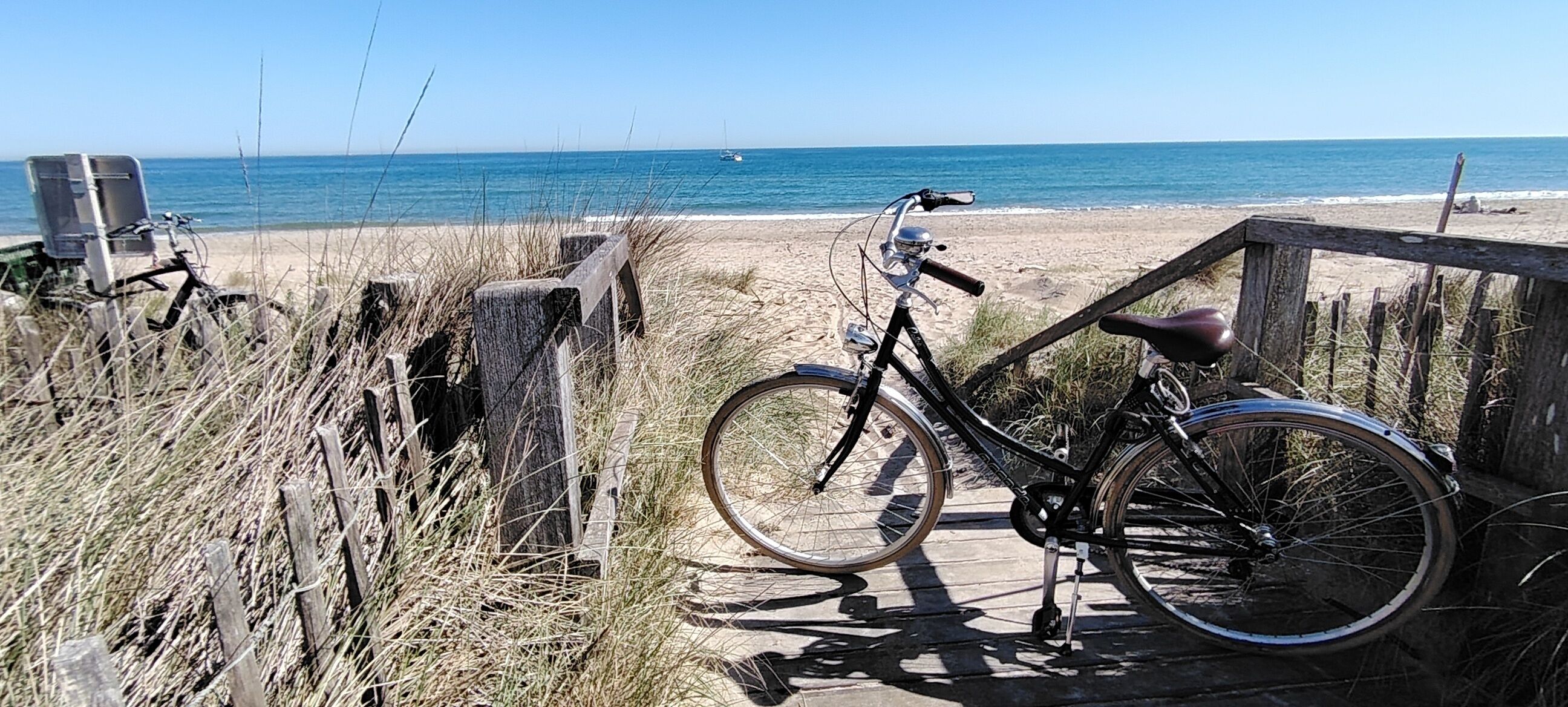 Sun loungers, beach towels