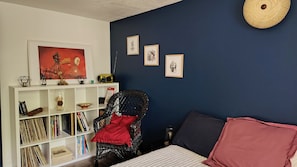 4 bedrooms, desk, free WiFi, bed sheets