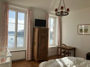 6 Schlafzimmer, Bügeleisen/Bügelbrett, WLAN, Bettwäsche