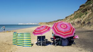 Beach - Sixpenny Cottage (Yarmouth)