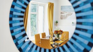 Dining - Compton at the Aqua (Shanklin)