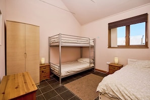2 chambres, draps fournis