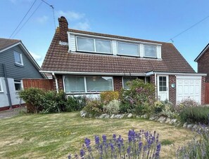 Cottage | Exterior - Beachfield Breeze (Bembridge)