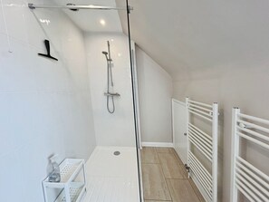Bathroom - Beachfield Breeze (Bembridge)