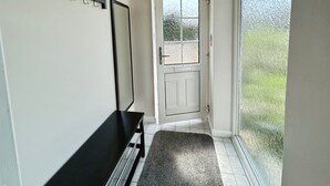 Unclassified image, 5 of 19, button - Beachfield Breeze (Bembridge)