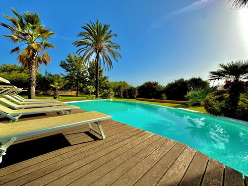 Luxury Villa Silene with Swimming Pool and Large Garden Castelvetrano Selinunte Sicily