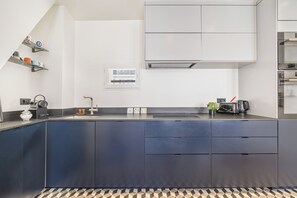 Fridge, microwave, oven, dishwasher