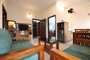 Triple Luxury Suite Room (3Bhk) | Living area