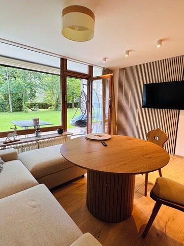 Vacation apartment with mountain view and pool in the Grubhof castle park