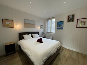 Talo | 5 makuuhuonetta, silitysrauta/-lauta