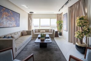 Living area - Easy Rental/ Serviced Apartment In Corniche El Maadi (Corniche El Maadi Cairo Governorate)