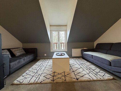 Quiet Apartment With Concierge Perks