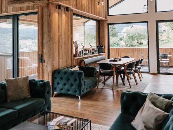 Televisión, chimenea