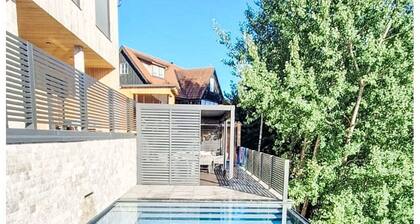 Stunning private villa for 13 guests with WIFI, private pool, TV, patio, panoramic view and park...