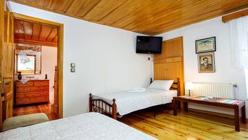 4 chambres, fer et planche Ă repasser, Wi-Fi, draps fournis