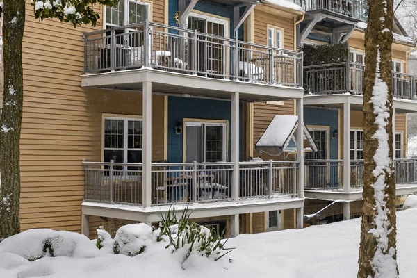 Situé au premier étage