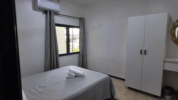 2 多间卧室、熨斗/熨衣板、免费 WiFi、床单