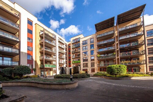 Exquisite and modern 2bed apartment in city centre