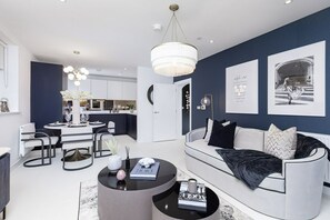Living area - Stylish 1-Bed Ground Floor Flat with Private Patio (Greater London)