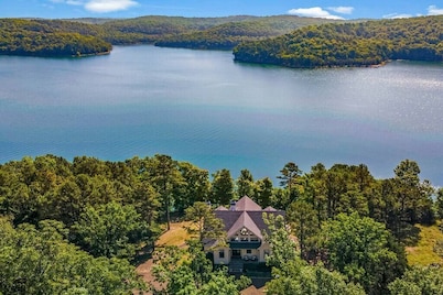 Lakefront at War Eagle