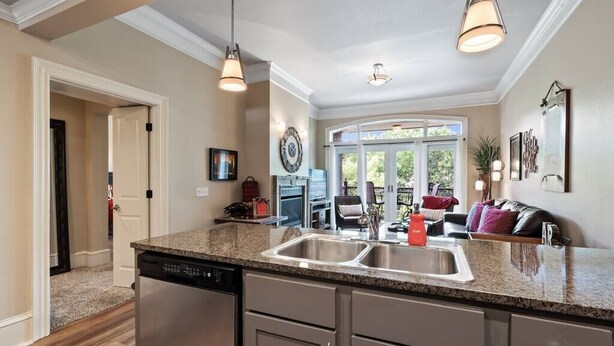 Interior - Metro District Loft (Fayetteville)